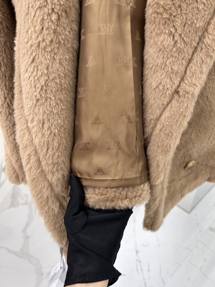 Max Mara Teddy fur Short coat Size XS-M