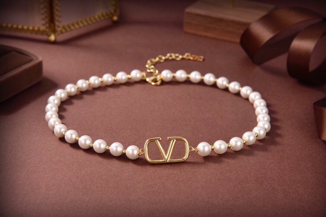 Valentino Necklace