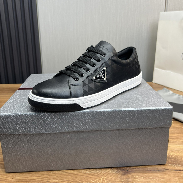 Prada New Sneaker Size 36-46  3-Color
