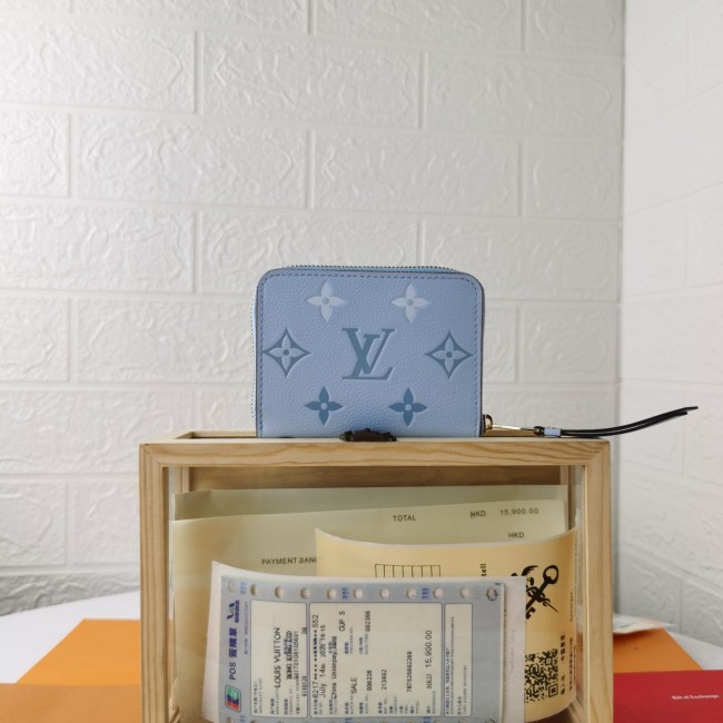 Louis Vuitton Wallet 11*8.5*2 cm