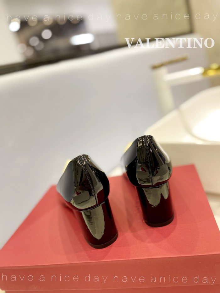 Valentino One Stud Patent Leather Pumps Size 35-41 4-Color