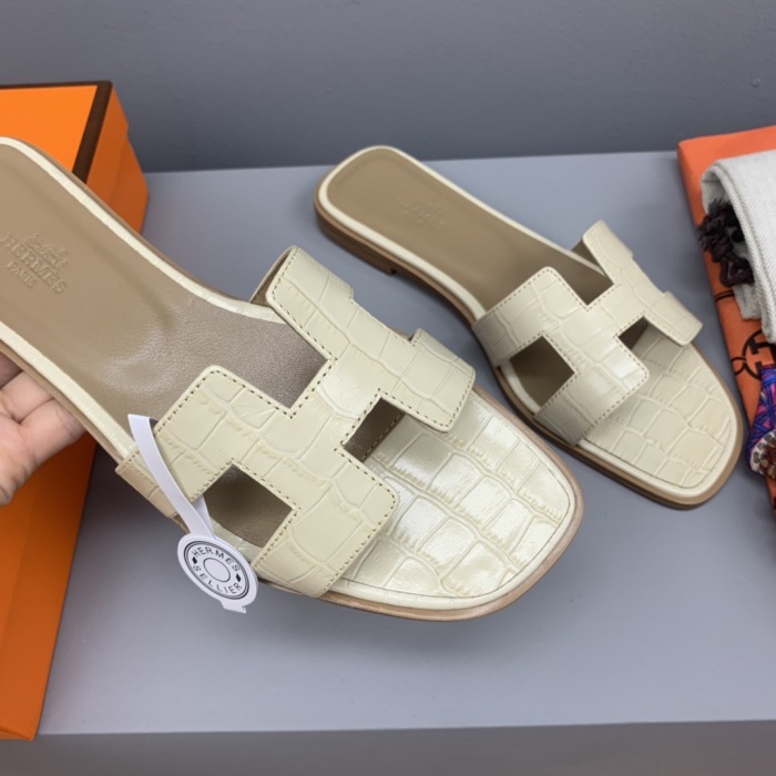 Hermes Oran Slippers Size 35-41  9-Color