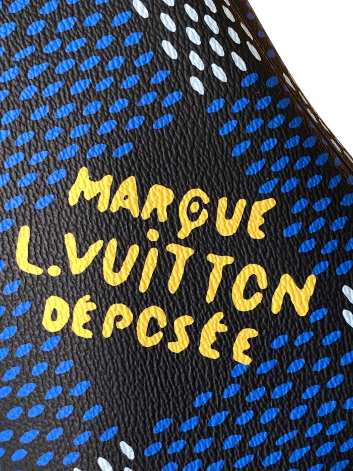 Louis Vuitton N40747 Locker Dopp Kit Bags Size 23*13*12cm