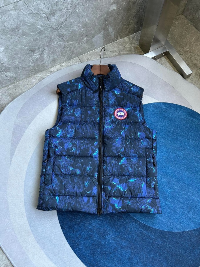 Canada Goose E2229 Crofton Vest-WD Men Winter Vest Size S-XXL