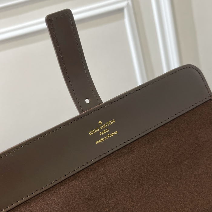 Louis Vuitton Uhrenbox