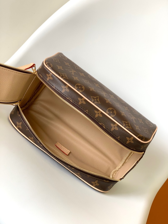 Louis Vuitton M44494 Clutch Bags Size 28*15*16.5cm