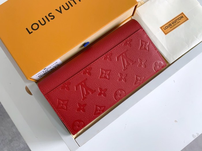 Louis Vuitton Wallet 19*10 cm