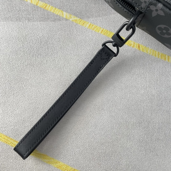Louis Vuitton M82076 Pochette Kasai Men Bags Size 25*15.5*6.5cm