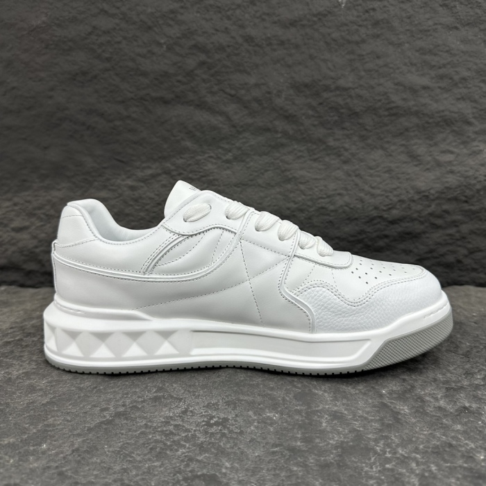 Valentino One Stud XL Sneaker Size 36-46