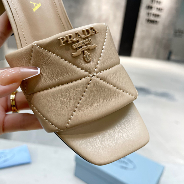Prada Quilted Leather Pumps Size 35-41 5-Color