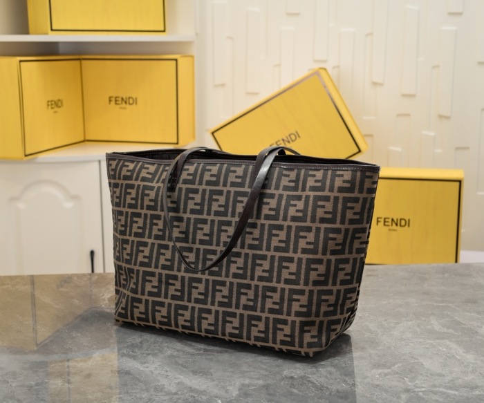 Fendi Women shopping bags 48*30*18cm