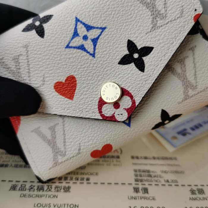 Louis Vuitton Wallet 12*2*9 cm
