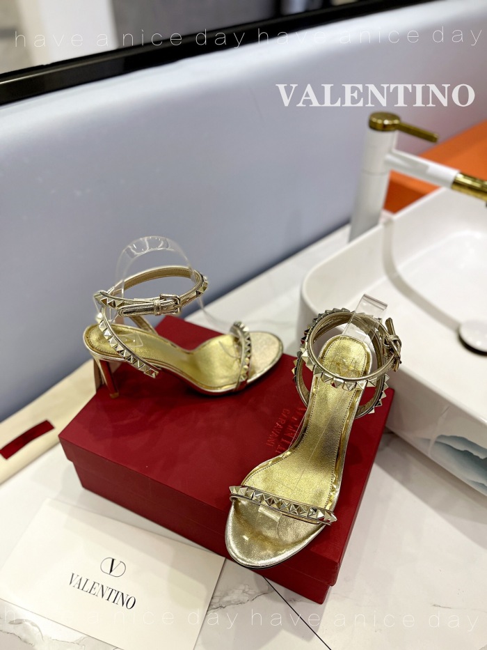 Valentino Rockstud Goatskin Pumps Size 35-41 4-Color