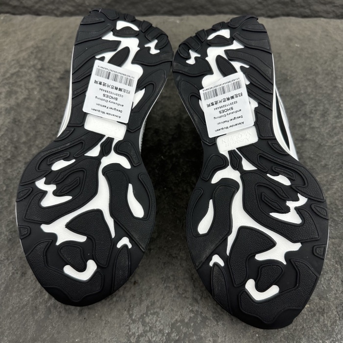 Alexander McQueen Sprint Runner Sneaker size 36-46