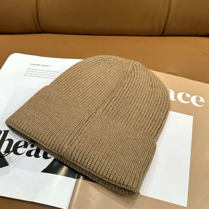 Fendi Knitted Hat