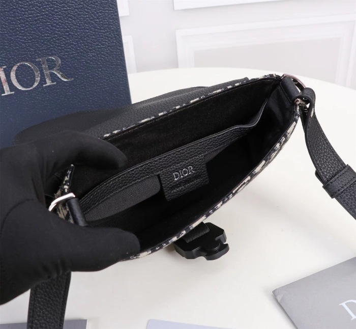 Dior Oblique Men Shoulder Bags Size 19.5*13*4.3cm