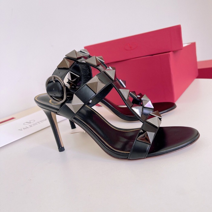 Valentino Roman Stud Calfskin Pumps Size 35-41 6-Color
