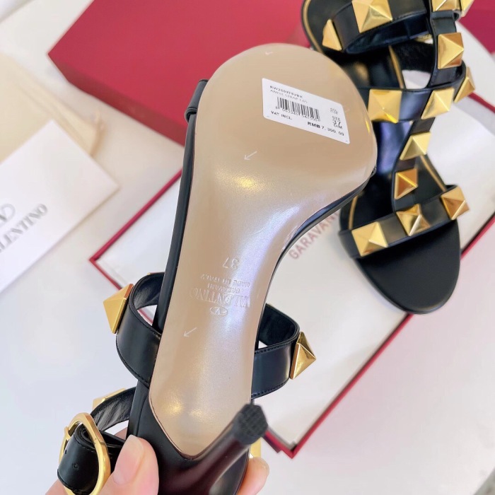 Valentino Roman Stud Calfskin Pumps Size 35-41 6-Color