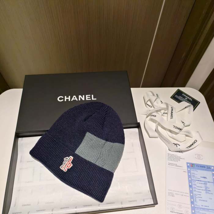 Moncler Knitted Hat