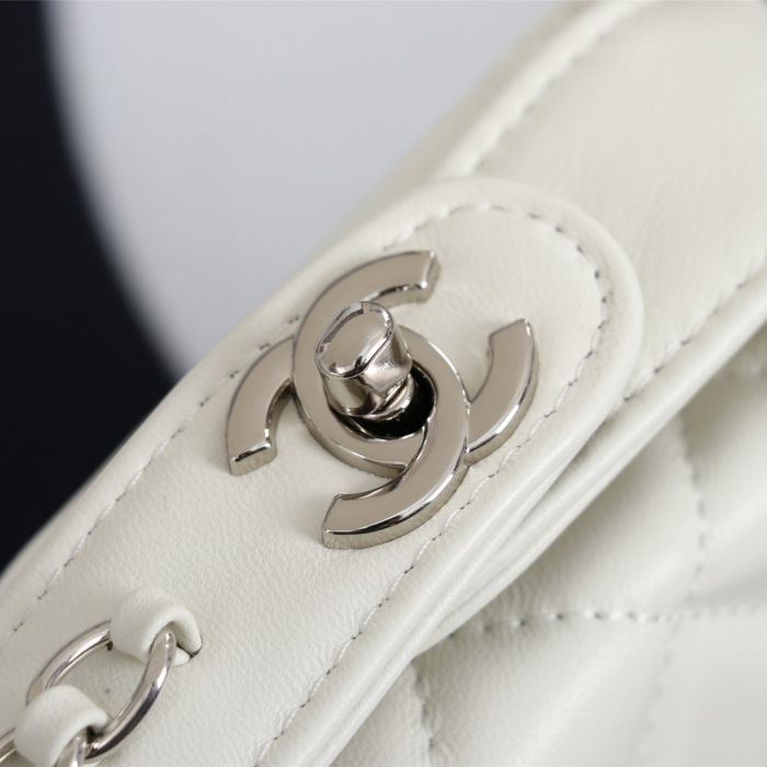 Chanel Chain Shoulder Bags Black White