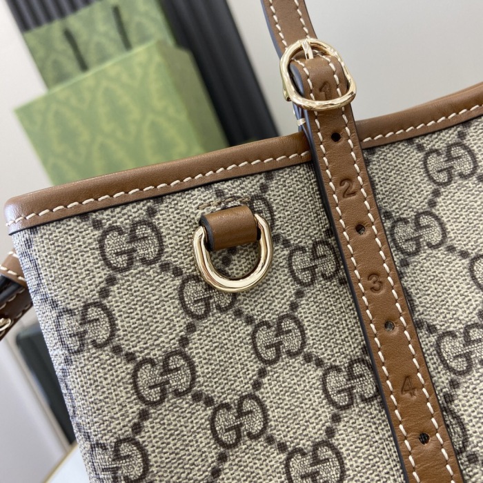 Gucci GG Emblem Women Shopping Bags Size 30*18*11cm