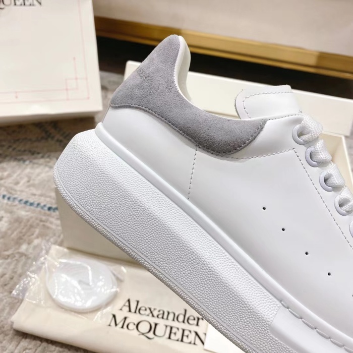Alexander McQueen OVERSIZED Sneaker Size 35-45 8-Color Suede