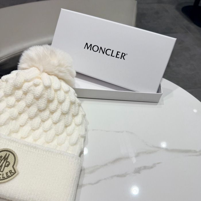 Moncler Knitted Hat