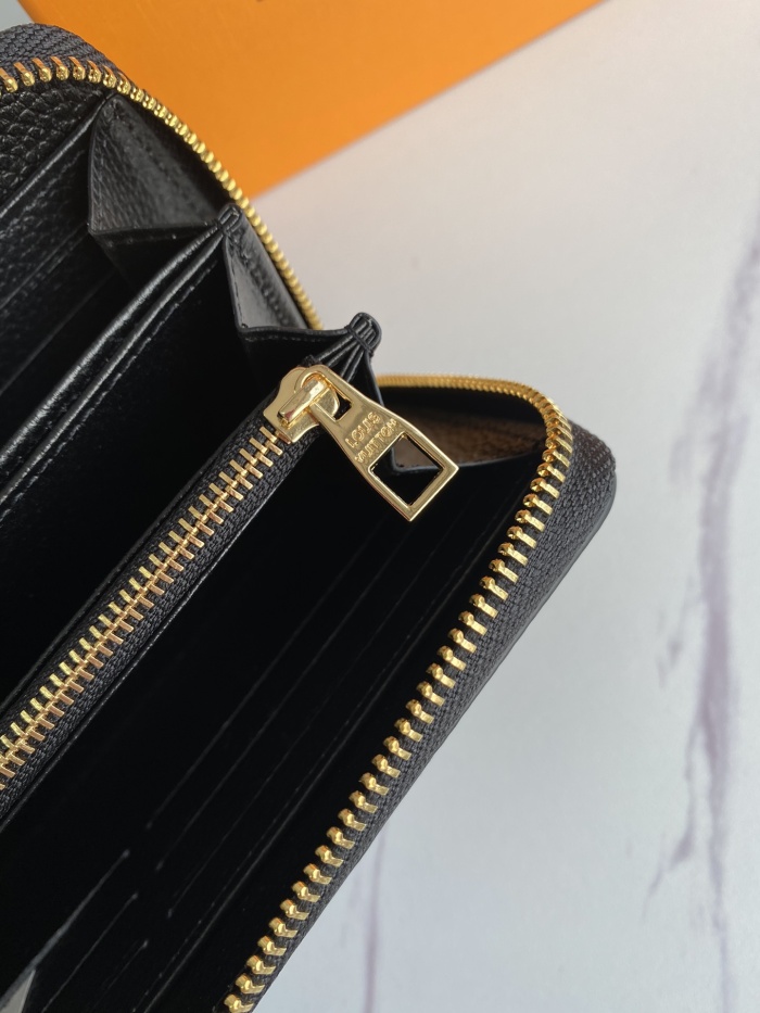 Louis Vuitton Wallet 19*10 cm