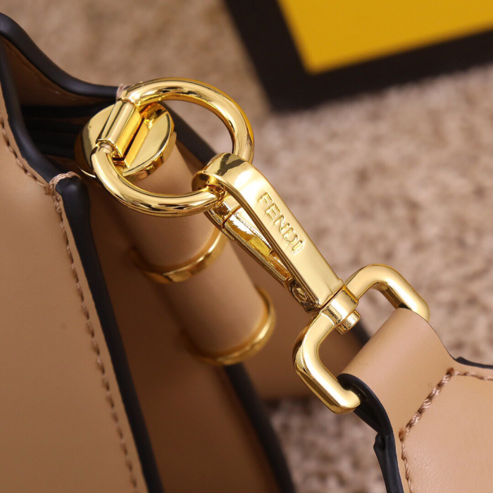 Fendi New Shoulder Bags 26.5*10*19cm