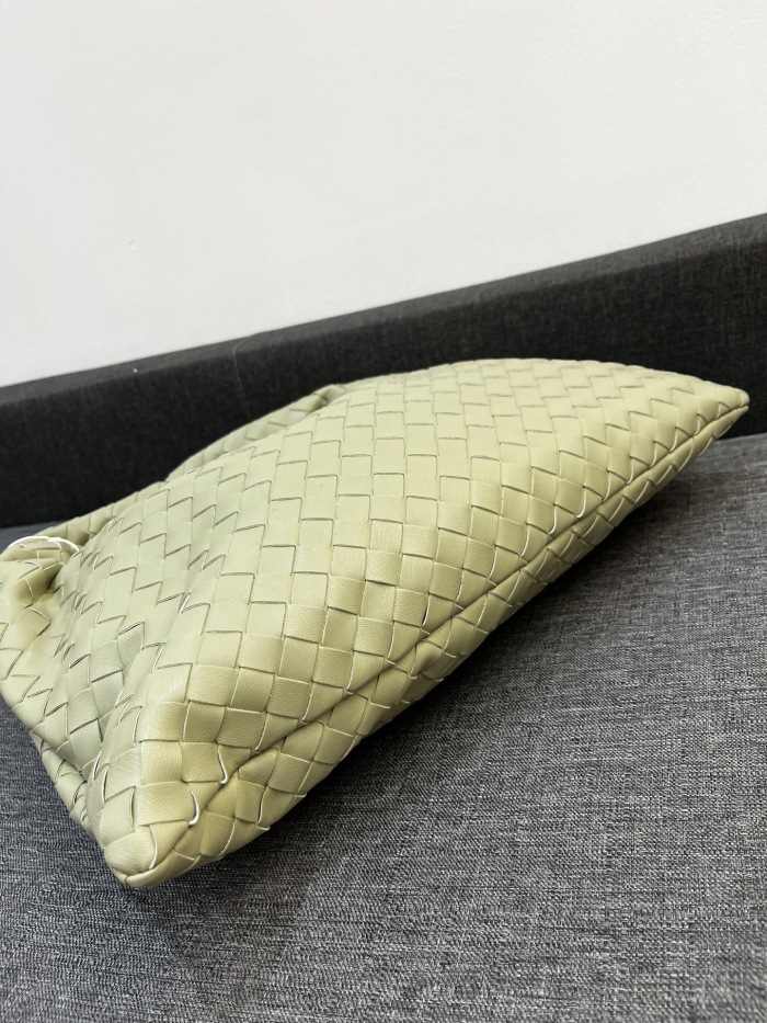 Bottega Veneta HO Shoulder Bags 40*24cm