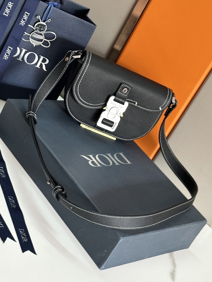 Dior Oblique Men Shoulder Bags Size 19.5*13*4.3cm