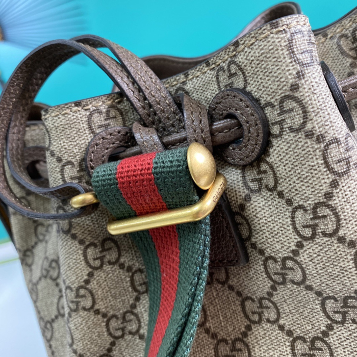 Gucci Neo Vintage GG Supreme Backpack Size 23*27*15cm