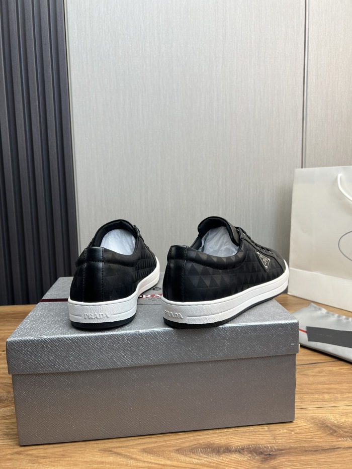Prada New Sneaker Size 36-46  3-Color