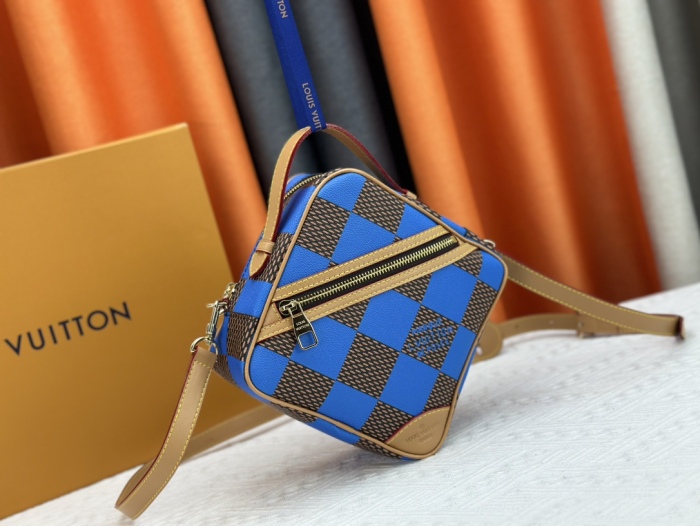 Louis Vuitton N40547 Shoulder Bags Size 20cm