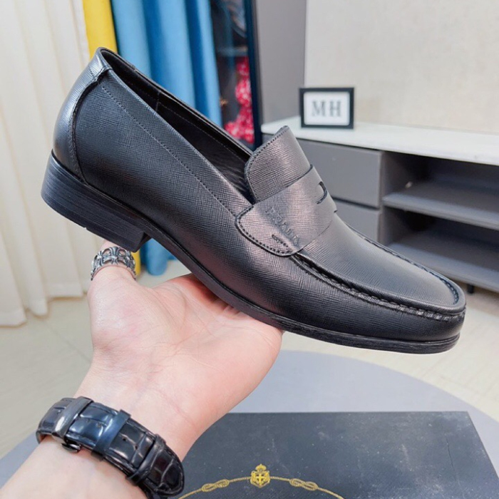 Prada Saffiano Leather Loafers Size 39-45   2-Color