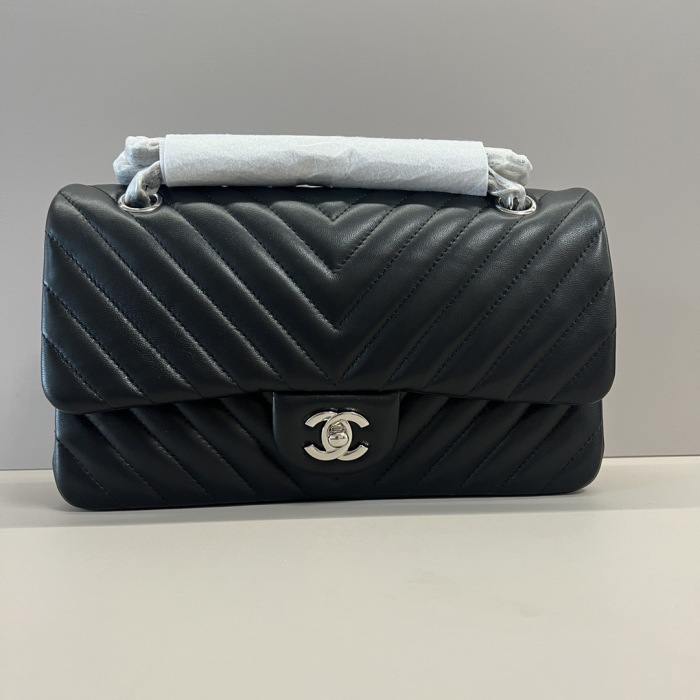 Chanel CF1112 Shoulder Bags Sheepskin 25cm