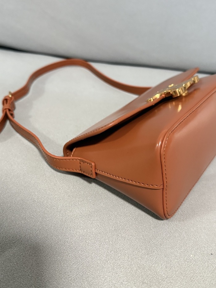Celine 25ss Lulu Shoulder Bags Size 24*11.5*8cm