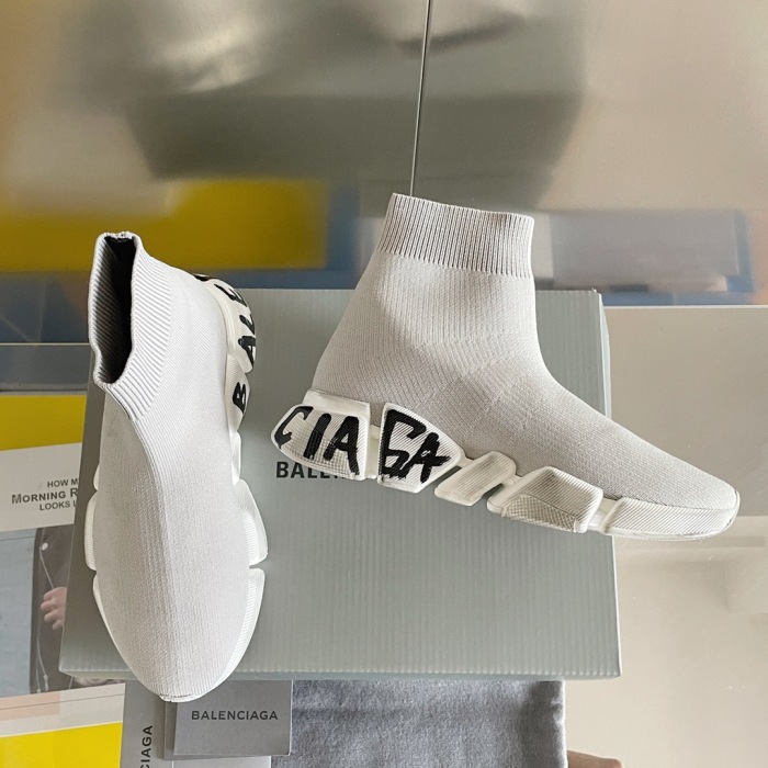 Balenciaga Speed 2.0 Graffiti Sneaker Size 35-45  5-Color