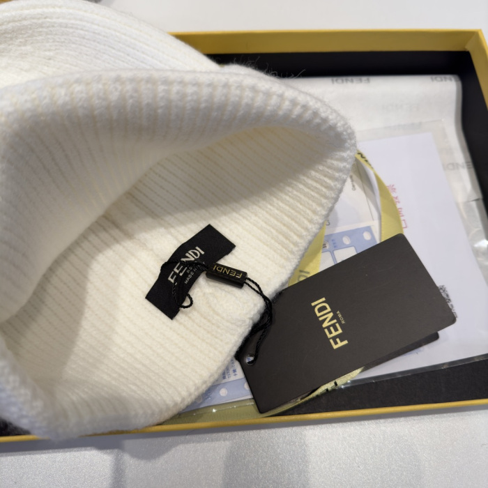 Fendi Knitted Hat