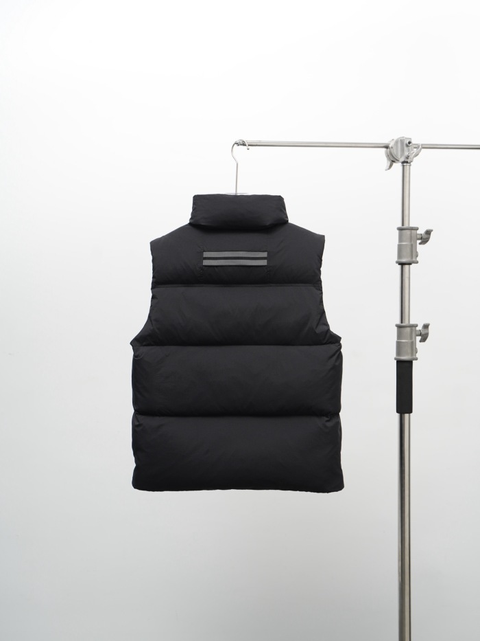 Canada Goose 2804M Lawrence Vest-WD Men Winter Vest Size XS-XXL