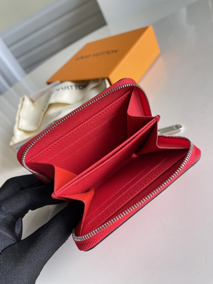 Louis Vuitton Wallet 11*8.5*2 cm