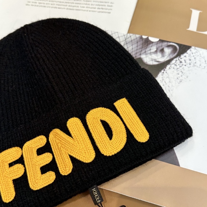Fendi Knitted Hat