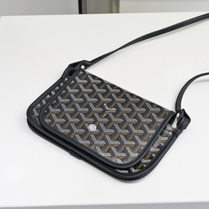 Goyard Shoulder Bags Size 20.5*14*2cm