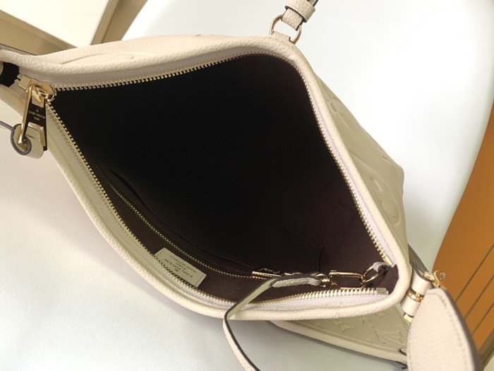 Louis Vuitton M46293 CarryAll Women Bags Size 29*24*12cm