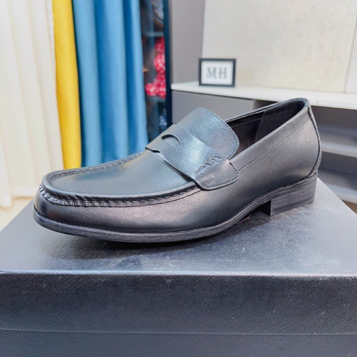 Prada Saffiano Leather Loafers Size 39-45   2-Color