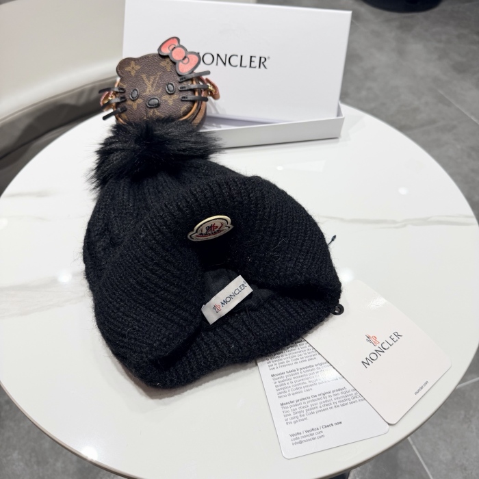 Moncler Knitted Hat