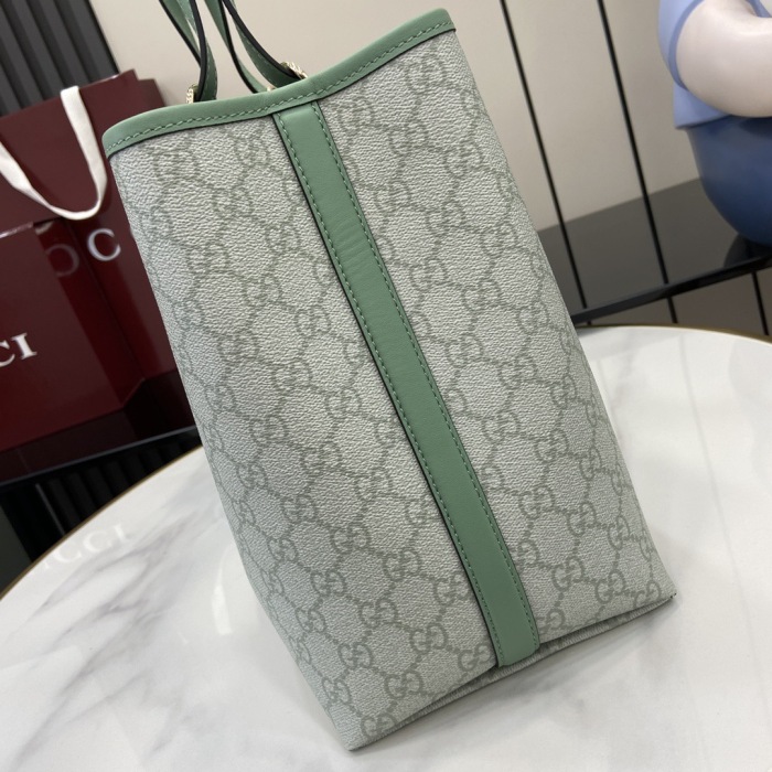 Gucci GG Emblem Women Shoulder Bags Size 20*18*11cm
