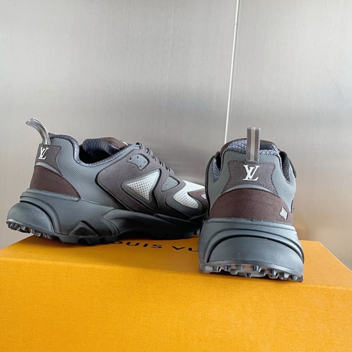 Louis Vuitton LV Runner Tatic Sneaker Size 40-46