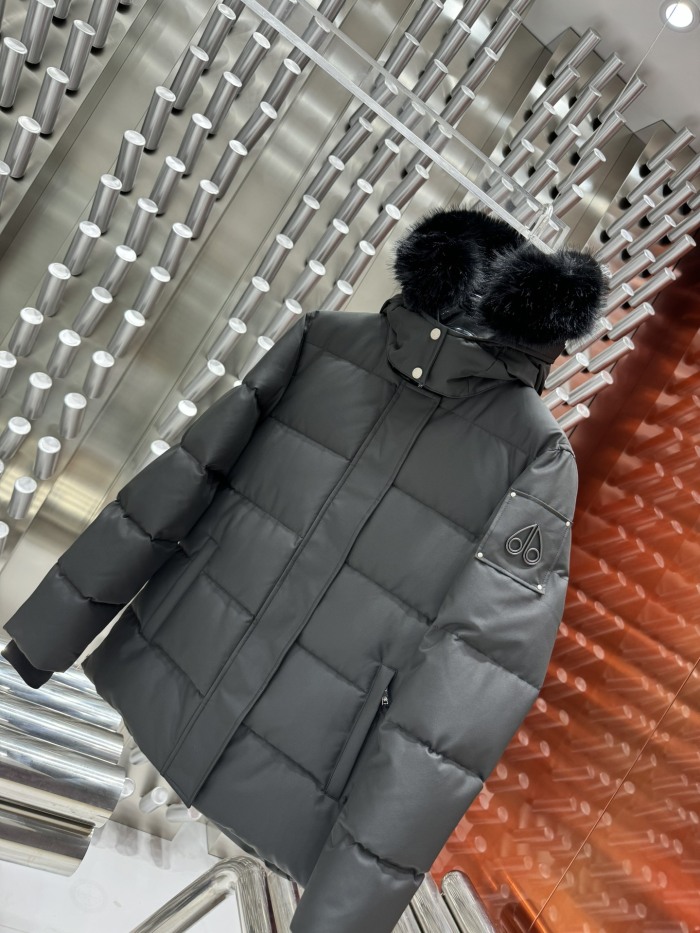 Moose Knuckles 11 Women Winter Jacket Size S-XL