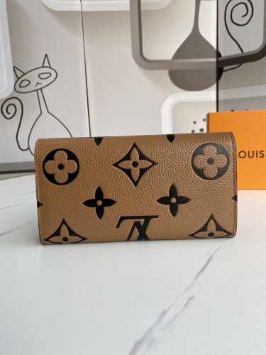 Louis Vuitton Wallet 19*10 cm